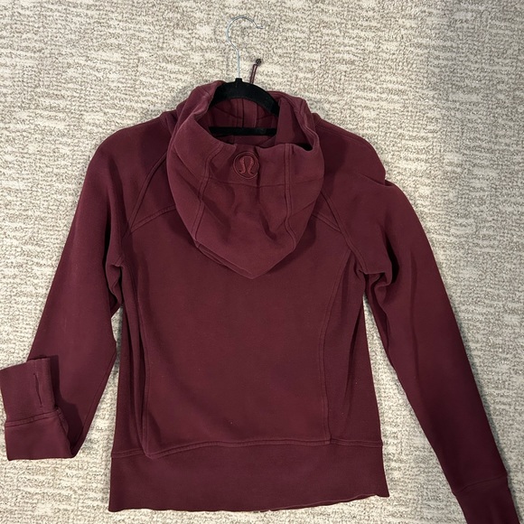 lululemon scuba hoodie. - Picture 3 of 3